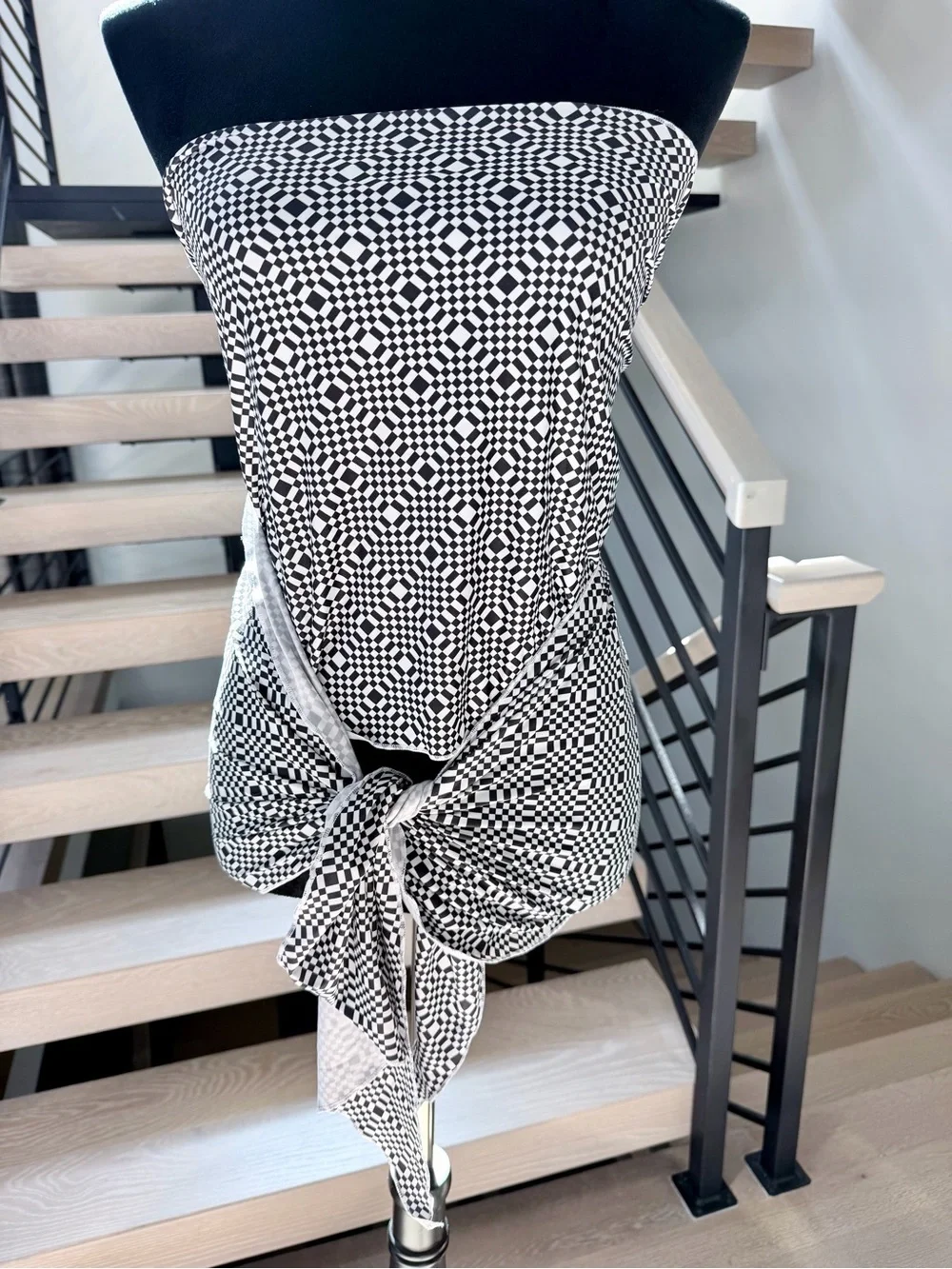 Black & White Geometric Sarong Wrap summer beach vacation